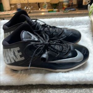 Nike Black and Silver Zoom Code Elite 3/4 football cleats, preowned, good cond